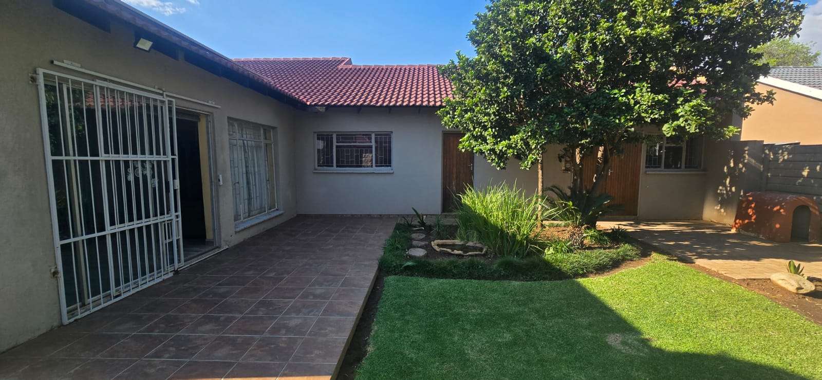 3 Bedroom Property for Sale in La Hoff North West